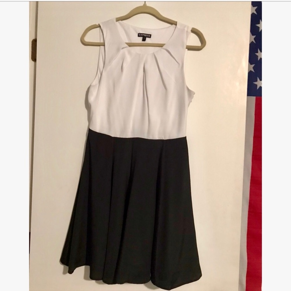 Express black and white fit and flare dress - Sz 8